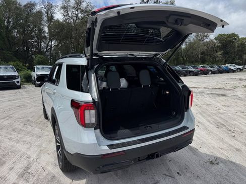 New 2026 Ford Explorer ST-Line AWD/4WD image 27