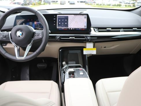 Certified 2025 BMW X1 xDrive28i w/ Technology Package image 29