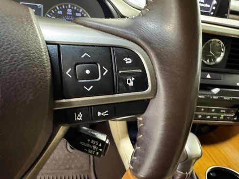 Used 2018 Lexus RX 350 FWD w/ Premium Package image 16