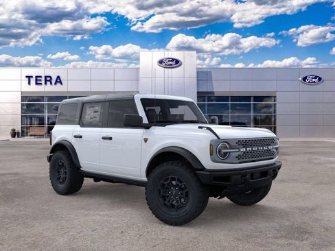 New 2026 Ford Bronco Badlands AWD/4WD image 9