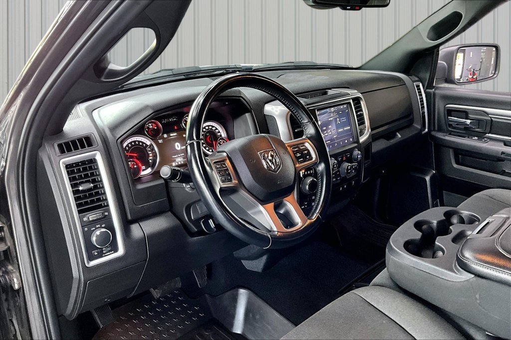 Used 2023 RAM 1500 Warlock AWD/4WD image 15