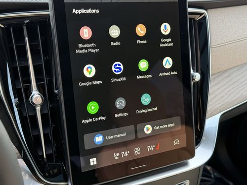 New 2026 Volvo XC90 B6 Plus w/ Protection Package Premier image 23