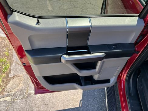 Used 2020 Ford F150 XLT w/ Equipment Group 302A Luxury AWD/4WD image 34