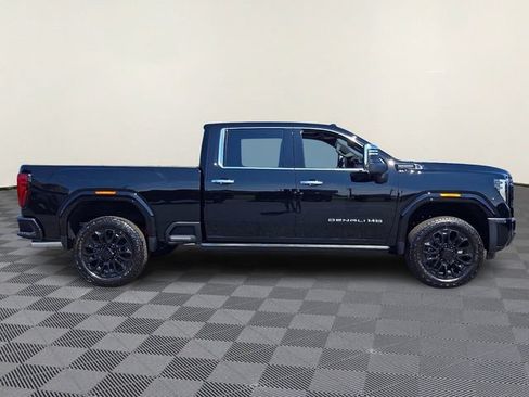New 2026 GMC Sierra 2500 Denali Ultimate AWD/4WD image 5
