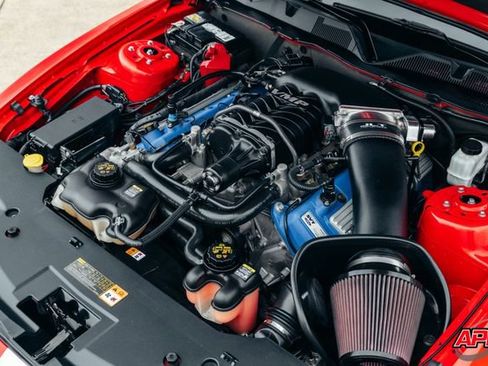 Used 2011 Ford Mustang Shelby GT500 w/ SVT Performance Pkg image 74