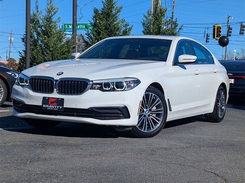 Used 2019 BMW 530i xDrive w/ Convenience Package image 2