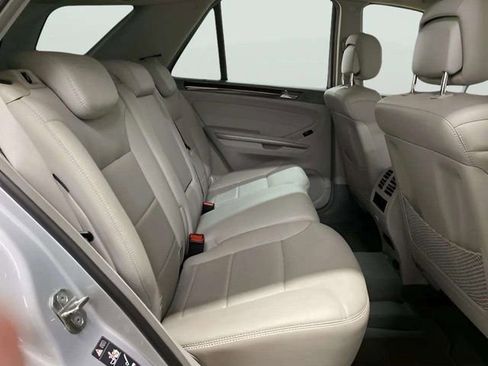 Used 2011 Mercedes-Benz ML 350 BlueTEC 4MATIC image 23