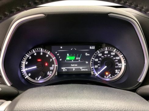 Used 2023 Toyota Highlander XLE AWD/4WD image 12