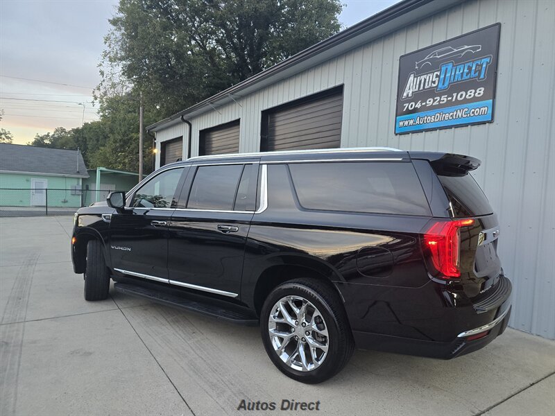 Used 2021 GMC Yukon XL SLT w/ Rear Media and Nav Package AWD/4WD image 11