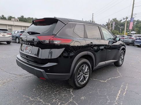 Used 2024 Nissan Rogue S FWD image 4