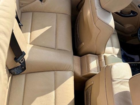 Used 2005 BMW 330Ci Convertible image 24