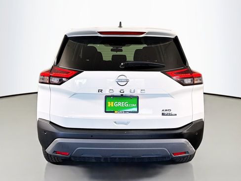 Used 2022 Nissan Rogue S image 8