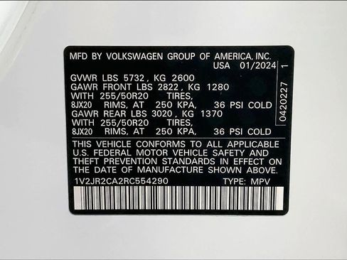 Used 2024 Volkswagen Atlas SE w/ Panoramic Sunroof Package image 34