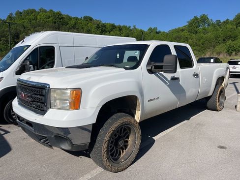 Used 2014 GMC Sierra 2500 W/T image 1