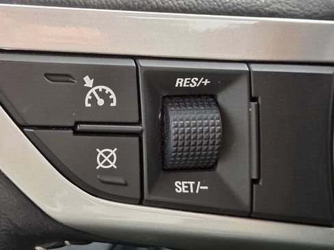 Used 2010 Chevrolet Camaro SS w/ RS Package RWD image 16