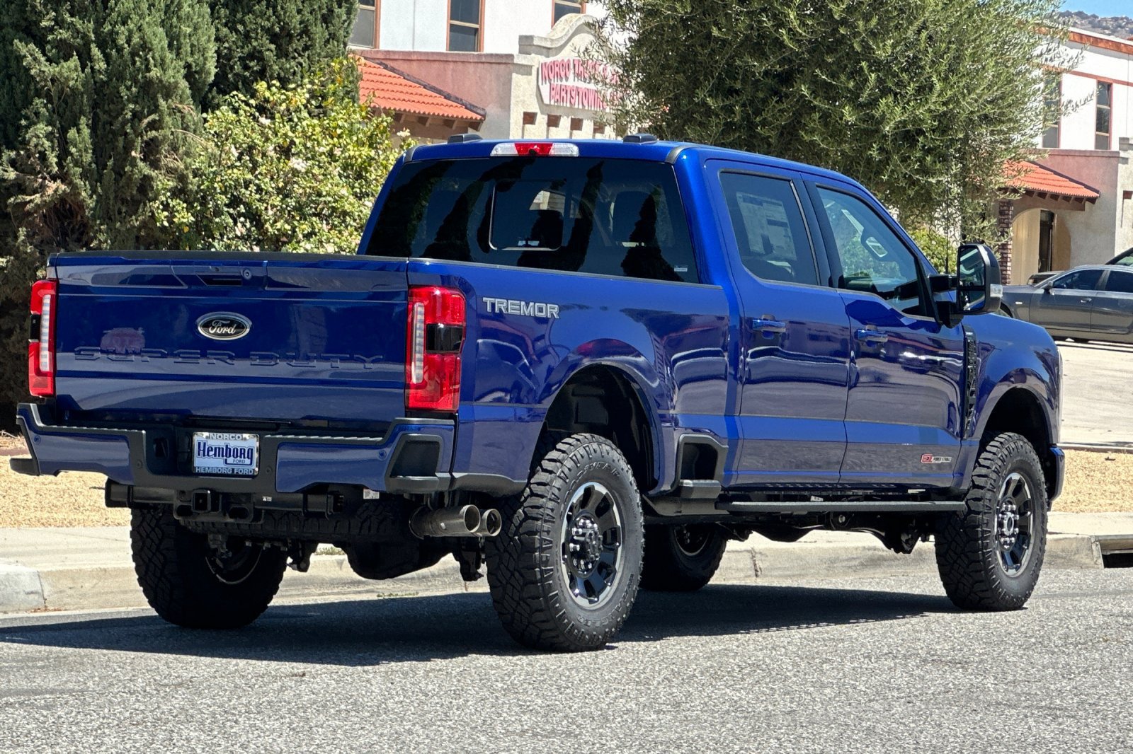 New 2026 Ford F250 Lariat w/ Tremor Off-Road Package AWD/4WD image 4