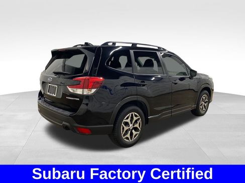 Certified 2022 Subaru Forester Premium AWD/4WD image 4