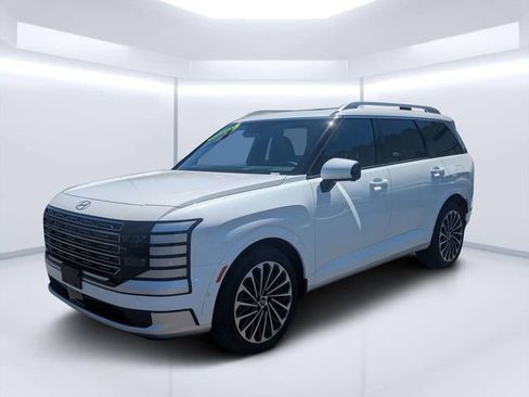 Used 2026 Hyundai Palisade Calligraphy FWD image 7