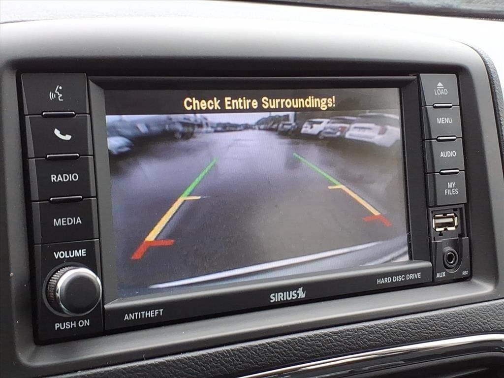 Used 2018 Dodge Grand Caravan SE w/ UConnect Hands-Free Group FWD image 27