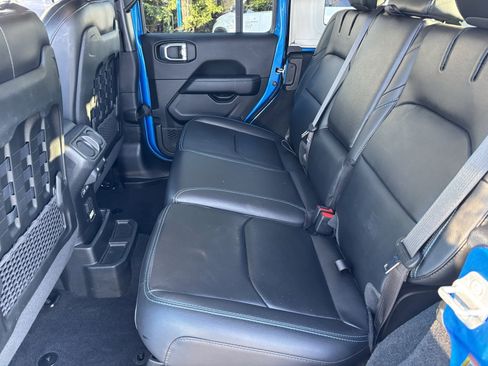 Used 2021 Jeep Wrangler Unlimited Rubicon 4xe w/ Steel Bumper Group image 19