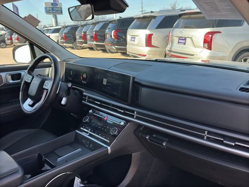 Used 2024 Hyundai Santa Fe SEL image 28