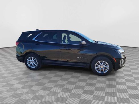 Used 2023 Chevrolet Equinox LT AWD/4WD image 9