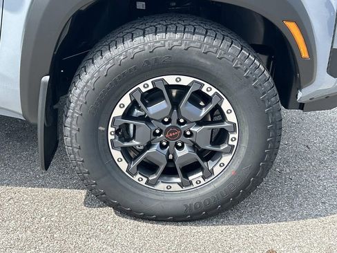 New 2026 Nissan Frontier PRO-4X w/ Pro Premium Package AWD/4WD image 9