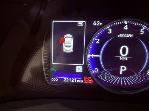 Certified 2024 Lexus ES 350 w/ Premium Package image 22