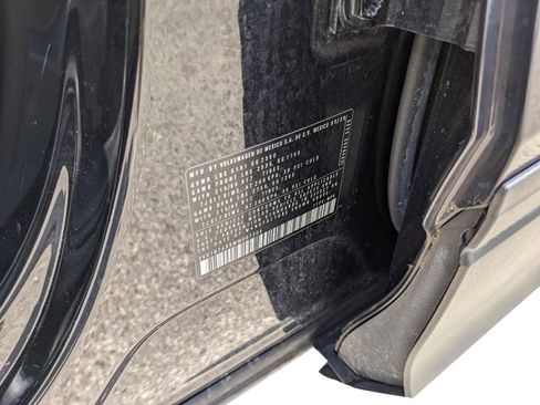 Used 2021 Volkswagen Tiguan S FWD image 42