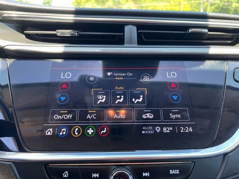 Used 2023 Buick Encore GX Essence w/ Experience Buick Package AWD/4WD image 24