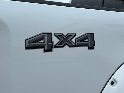 New 2026 Ford F250 Lariat w/ Black Appearance Package AWD/4WD image 25