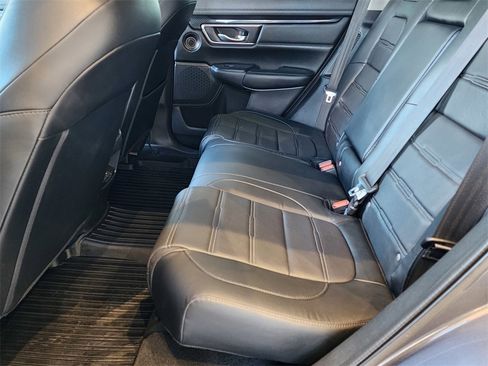 Used 2022 Honda CR-V Touring image 14