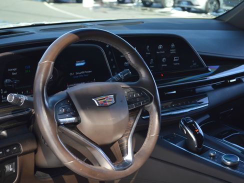 Used 2021 Cadillac Escalade Sport w/ Driver Assist Tech Package image 22