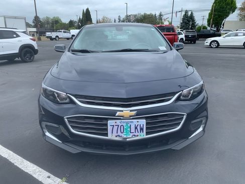 Used 2017 Chevrolet Malibu LT w/ True North Edition FWD image 5