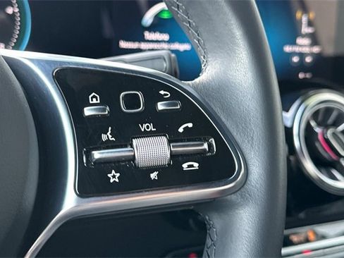 Used 2023 Mercedes-Benz EQB 300 4MATIC w/ Exclusive Package image 30