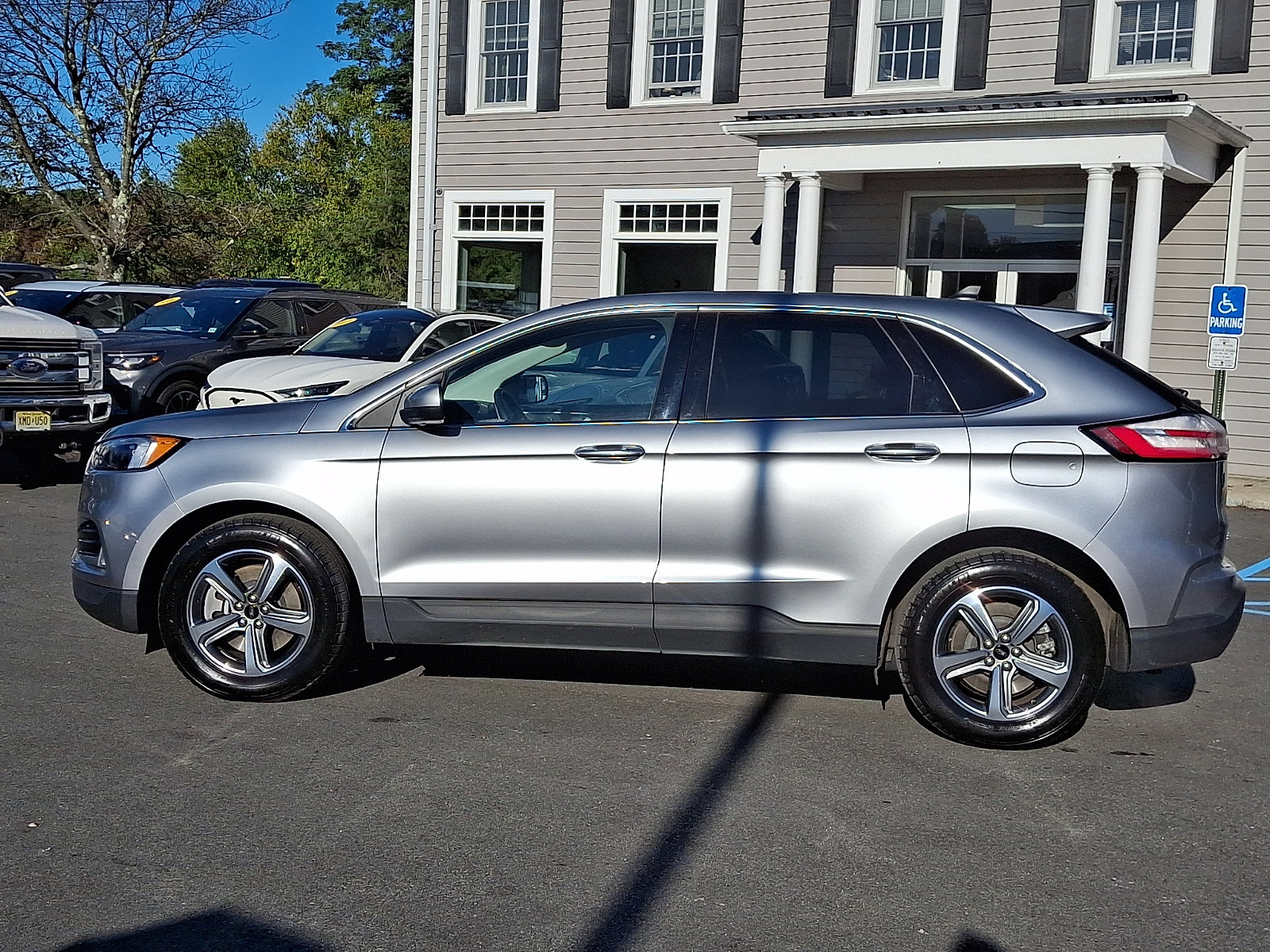 Used 2024 Ford Edge SEL w/ Convenience Package AWD/4WD image 8