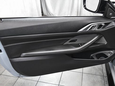 Used 2023 BMW M4 xDrive Competition image 9