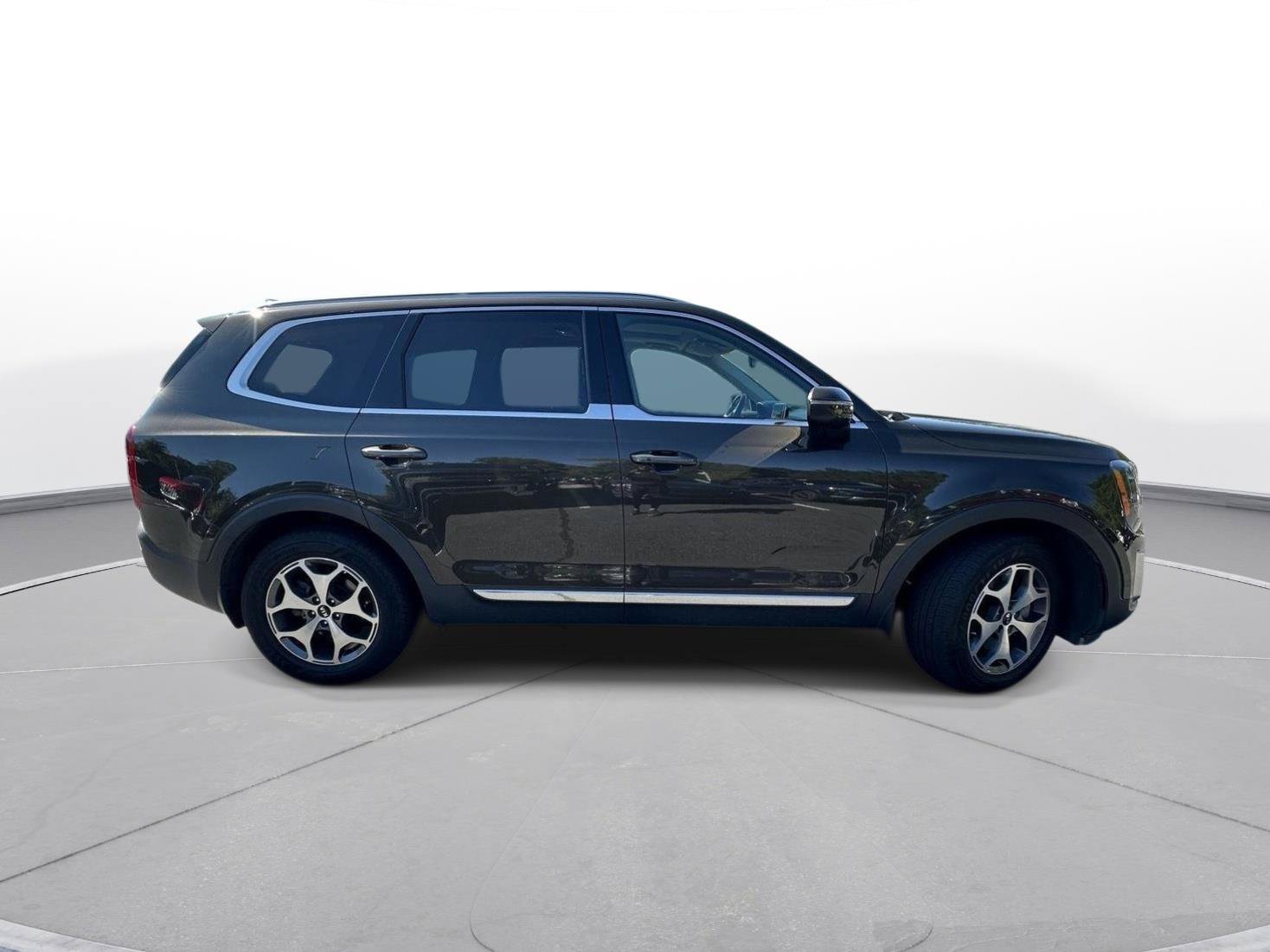 Used 2021 Kia Telluride EX AWD/4WD image 5