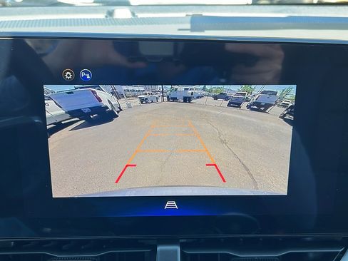 New 2026 Chevrolet Equinox LT w/ Convenience Package II AWD/4WD image 23