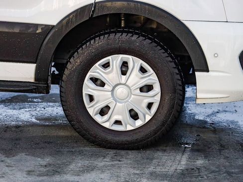 Used 2023 Ford Transit 350 XLT image 11