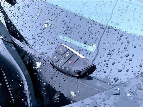 Used 2024 GMC Sierra 3500 Denali Ultimate image 11