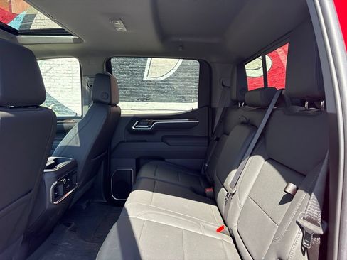 Used 2025 GMC Sierra 1500 Elevation w/ Elevation Premium Package AWD/4WD image 23