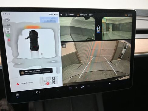 Used 2024 Tesla Model Y Long Range AWD/4WD image 4
