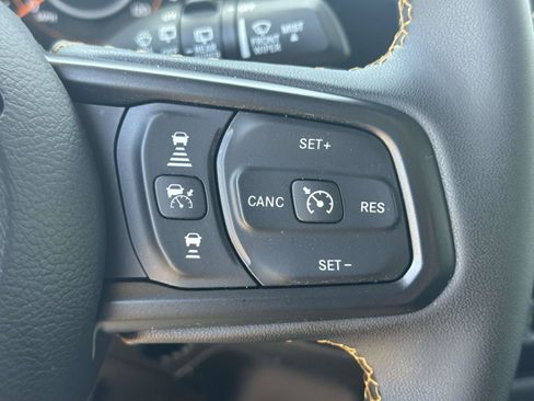Used 2024 Jeep Wrangler Unlimited Sport AWD/4WD image 20