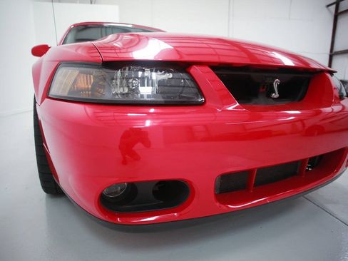 Used 2004 Ford Mustang Cobra RWD image 13