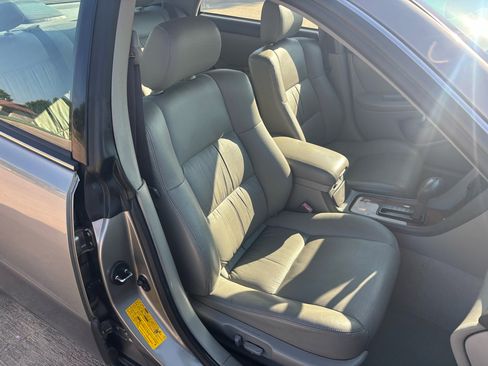 Used 1999 Lexus ES 330 image 8