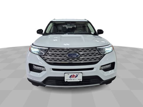 Used 2023 Ford Explorer Limited AWD/4WD image 3