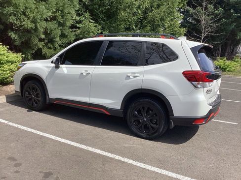 Used 2020 Subaru Forester Sport AWD/4WD image 9