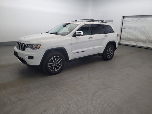 Used 2021 Jeep Grand Cherokee Limited AWD/4WD image 2