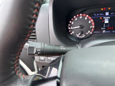 Used 2024 Nissan Frontier PRO-4X w/ Pro Convenience Package image 31